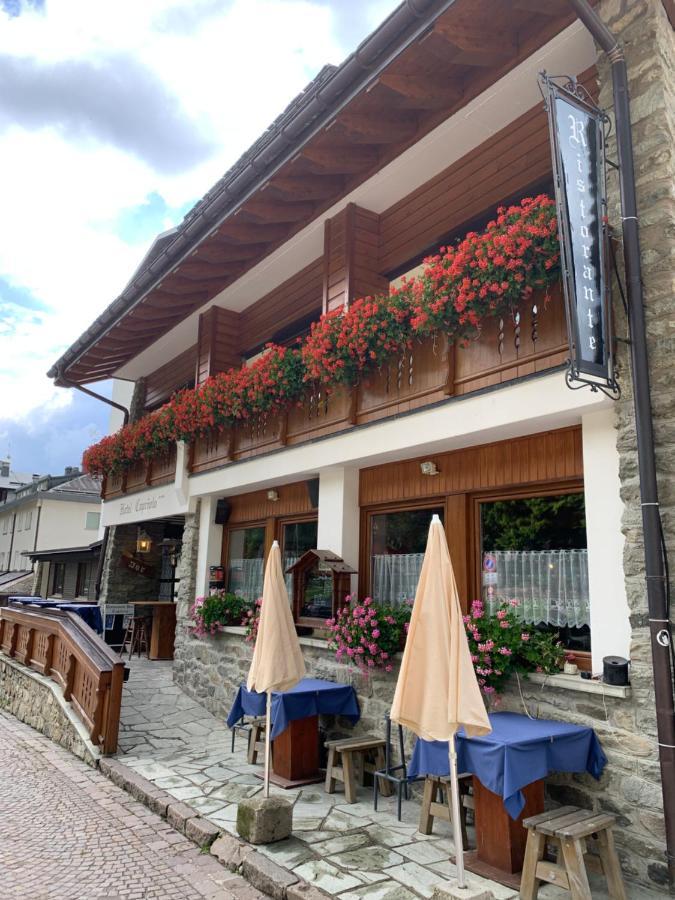 Hotel Capriolo มาเดซิโม ภายนอก รูปภาพ
