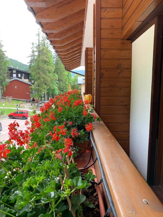 Hotel Capriolo มาเดซิโม ภายนอก รูปภาพ