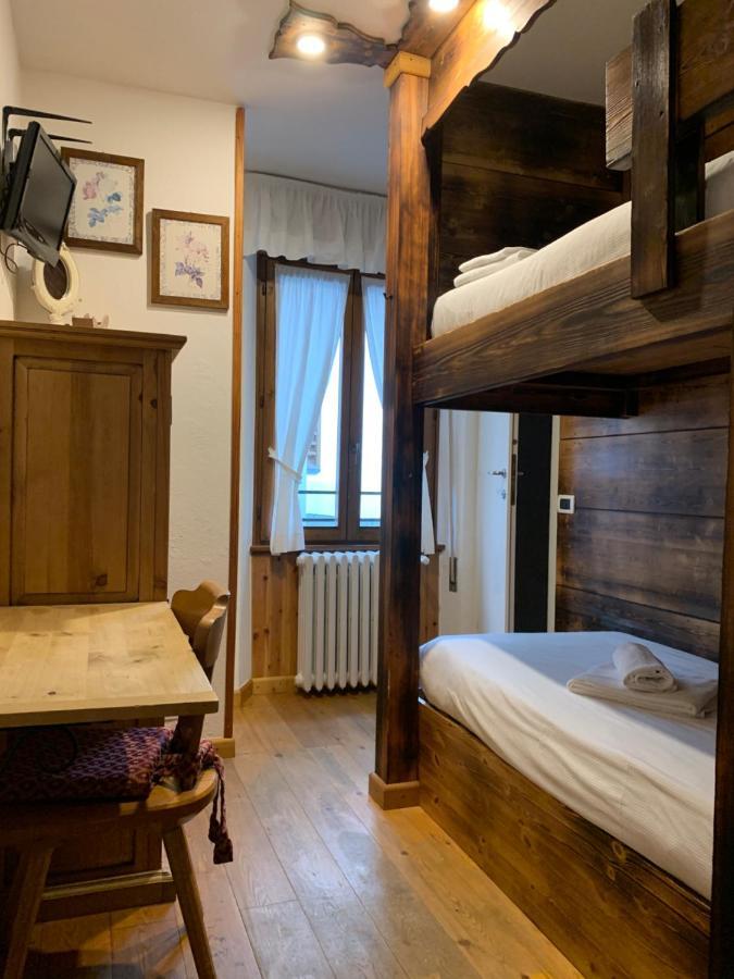 Hotel Capriolo มาเดซิโม ภายนอก รูปภาพ